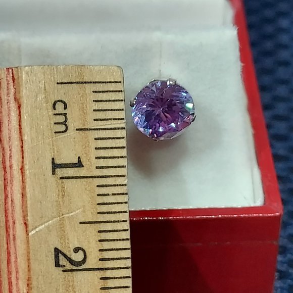 Single Sterling Pink Tourmaline 5mm earring stud - Picture 3 of 6